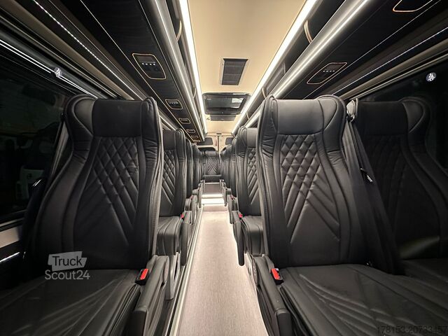 Kleinbus Mercedes-Benz eSprinter 420 RWD PRO Minibus 16 seats