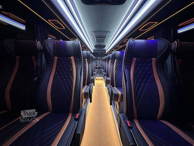 Kleinbus Mercedes-Benz eSprinter 420 RWD PRO Minibus 16 seats