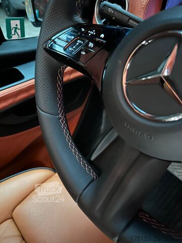 Kleinbus Mercedes-Benz eSprinter 420 RWD PRO Minibus 16 seats