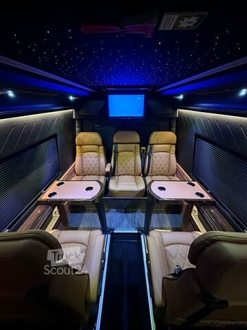 Kleinbus Mercedes-Benz eSprinter 420 RWD PRO Minibus 16 seats