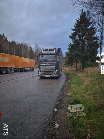 Soğutmalı/dondurulmuş taşıma Volvo FH540 6x2 box truck w/ recently replaced clutch