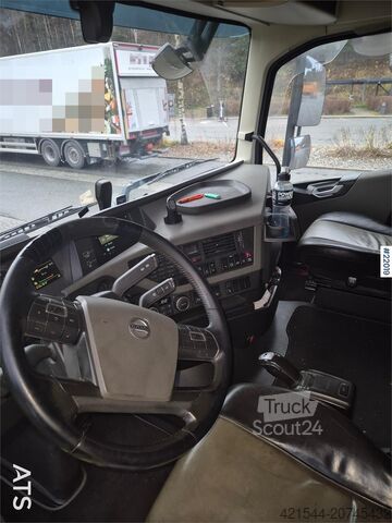 Soğutmalı/dondurulmuş taşıma Volvo FH540 6x2 box truck w/ recently replaced clutch