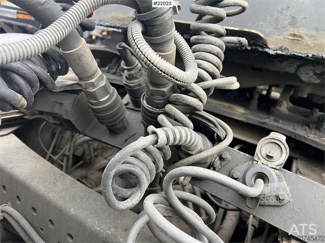 Standard-SZM Volvo fh16 6x4 w/ hydraulics