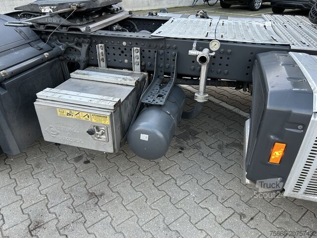 Standaard-SZM Mercedes-Benz Actros 1845 Gigaspace / Tacho V2 / Blower - PTO...