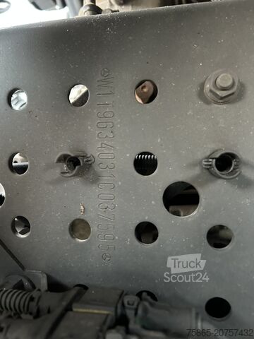 Standaard-SZM Mercedes-Benz Actros 1845 Gigaspace / Tacho V2 / Blower - PTO...