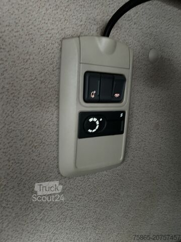 Standard-SZM DAF XF 460 FT SC / 766 dkm / New Tacho V2 / 2 Tanks...