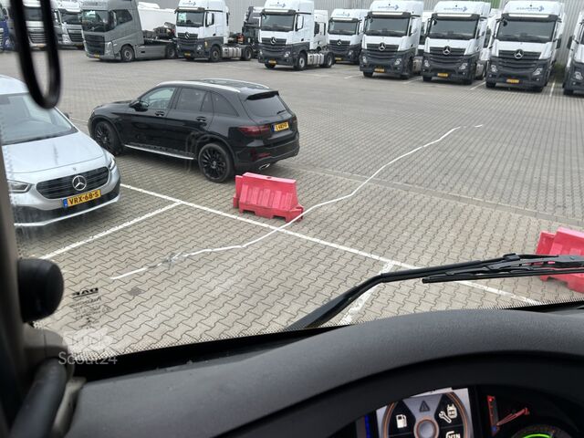 Standard-SZM DAF XF 460 FT SC / 766 dkm / New Tacho V2 / 2 Tanks...