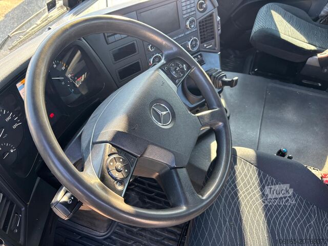 Camión elevador con gancho Mercedes-Benz arocs 2548