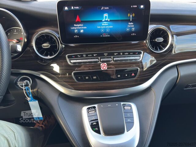 Minibus Mercedes-Benz V 300 d AVANTGARDE XL 360 AUT Facelift Kam. LED