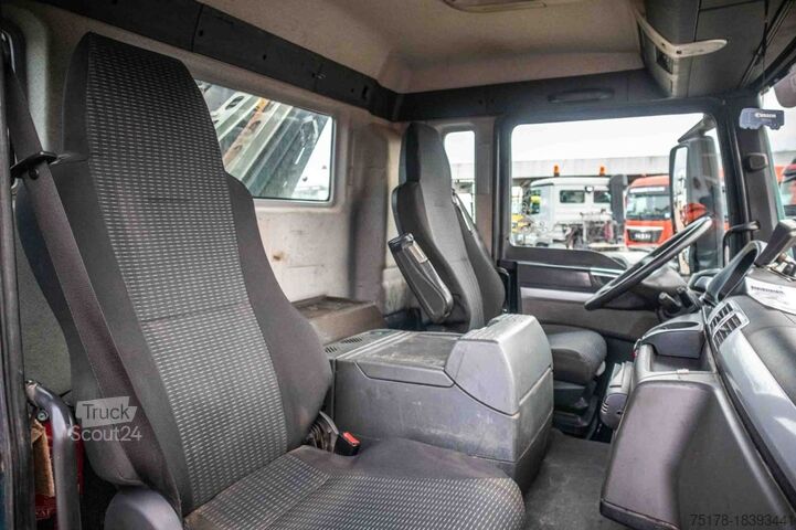 Camion-benne avec grue MAN TGS 26.440 BL + HMF 1520