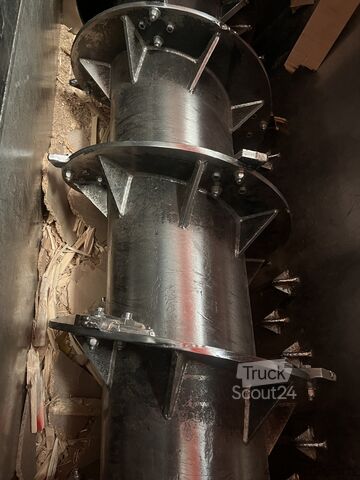 RF Trucks GmbH & Co KG RF Trucks GmbH & Co KG RF Trucks GmbH & Co KG