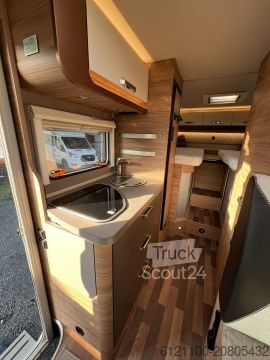 Напівінтегрований кемпер Weinsberg CaraCompact 600 MEG EDITION [PEPPER] Luftfed. HA / Solar / Rollerb.