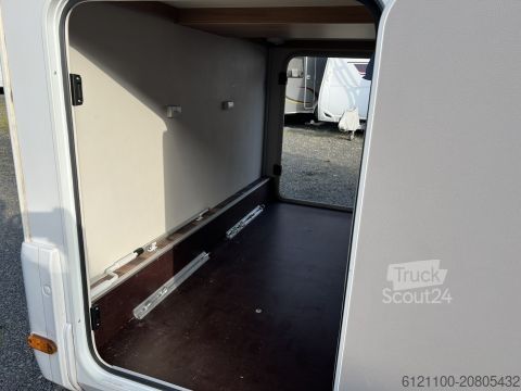 Halvintegrerad husbil Weinsberg CaraCompact 600 MEG EDITION [PEPPER] Luftfed. HA / Solar / Rollerb.