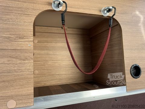 Halvintegrerad husbil Weinsberg CaraCompact 600 MEG EDITION [PEPPER] Luftfed. HA / Solar / Rollerb.