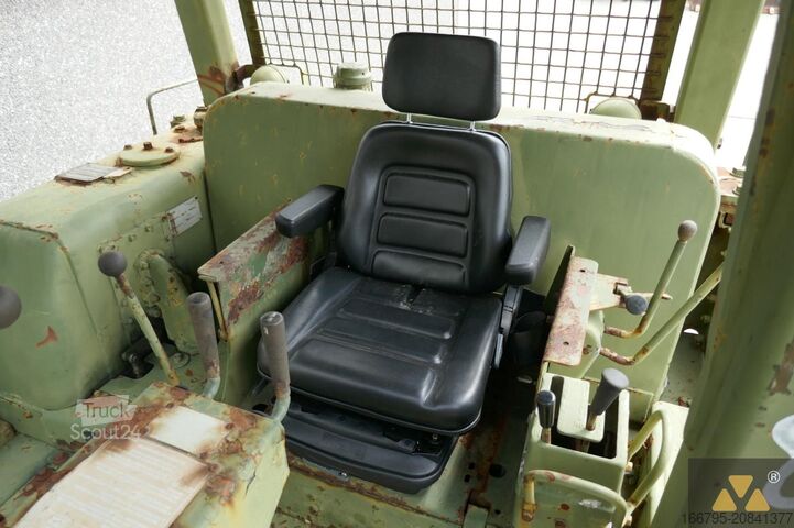 Bouteur Caterpillar D7F Ex-army