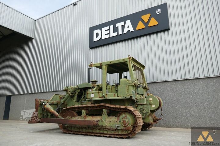 Bouteur Caterpillar D7F Ex-army