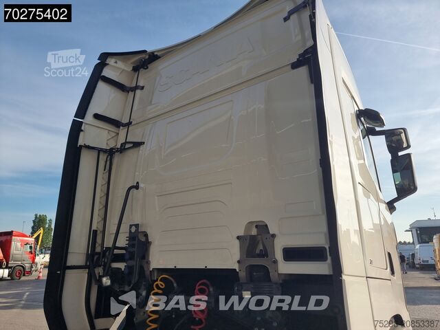 Standard tractor Scania S460 4X2 Retarder 2xTanks ACC Euro 6