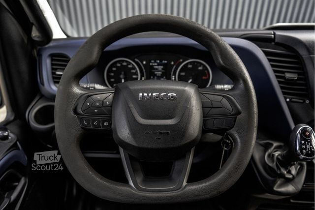 Pick-up furgon IVECO Daily 35S18D 375 | 3.0 180PK | Hiab 013 | 3.5T T