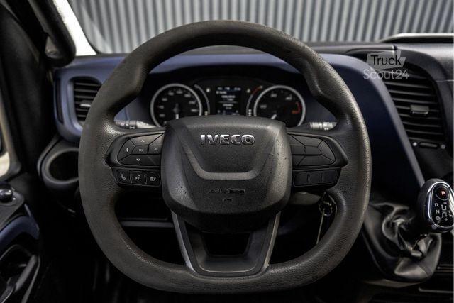 Furgoneta IVECO Daily 35S18D 375 | 3.0 180PK | Hiab 013 | 3.5T T