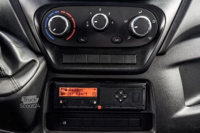 Sonderausbau-Transporter IVECO Daily 50C18 | Glasresteel | Automaat | 180 PK |