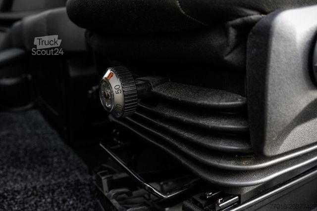 Furgoneta IVECO Daily 40C18 3.0L | Automaat | BE-Combi | Dieplad