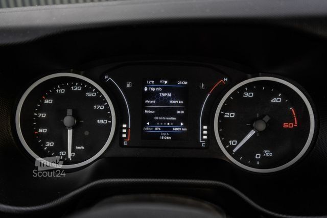 Furgoneta IVECO Daily 40C18 3.0L | Automaat | BE-Trekker | Max M