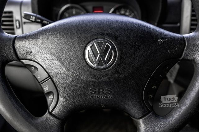 Furgão de painéis VOLKSWAGEN Crafter 2.0TDI L2H1 | Euro 6 Rioned Profijet 200