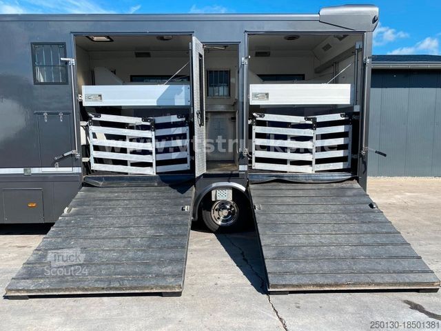 Viehtransporter LKW MERCEDES-BENZ Atego 818 Pferdetransporter