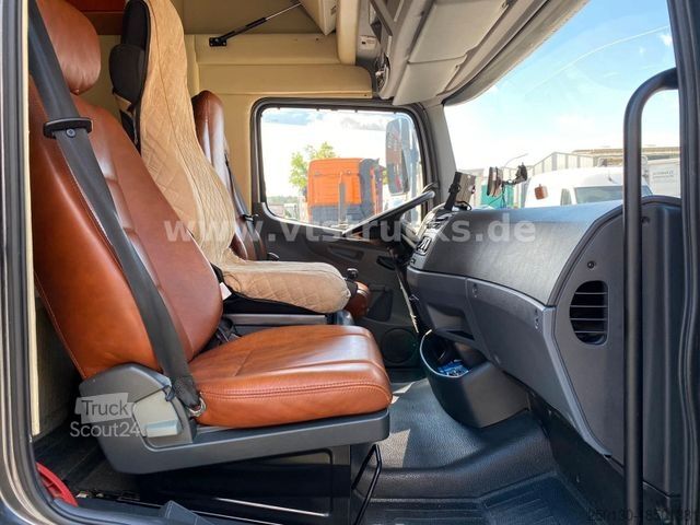 Viehtransporter LKW MERCEDES-BENZ Atego 818 Pferdetransporter