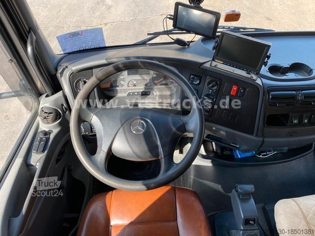 Viehtransporter LKW MERCEDES-BENZ Atego 818 Pferdetransporter