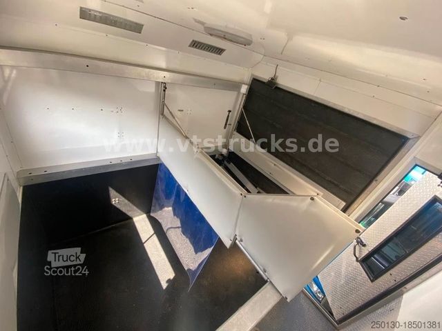 Viehtransporter LKW MERCEDES-BENZ Atego 818 Pferdetransporter