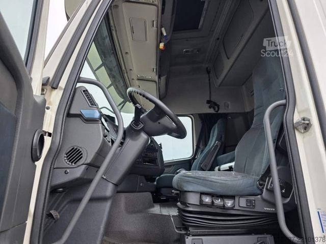 Koelwagen VOLVO FH 480 Kühler mit Kühlanhänger, LBW+Türen