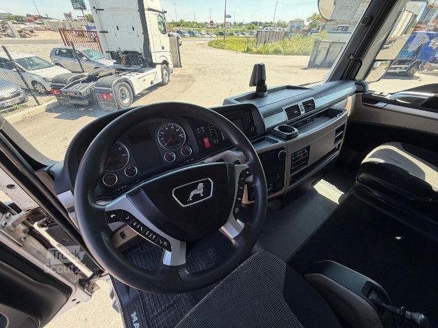 Камион за опасни материали MAN TGX 18.460 4x2 BLS ADR FL, EX, AT