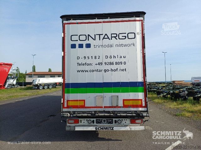 Åben sættevogn med presenning Schmitz Cargobull Curtainsider Mega Getränke