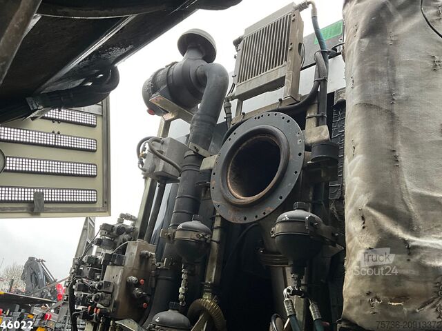 Balayeuse de voirie Ravo 580 with 3-rd brush