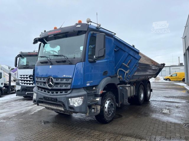 Kiepwagen MERCEDES-BENZ Arocs 2643 K 6x4 3-Achs Kipper Meiller