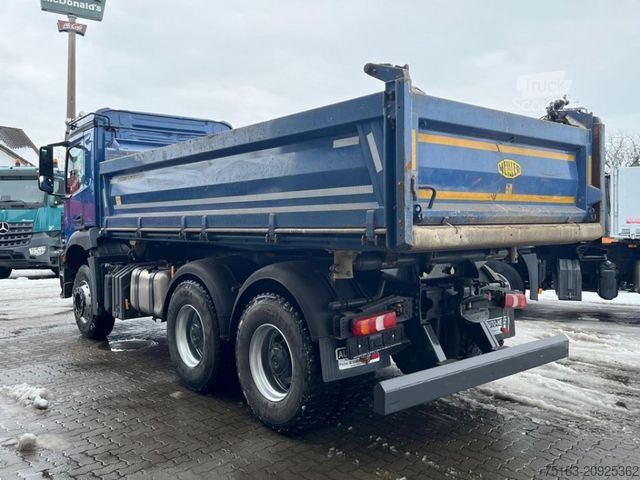 Tovornjak prekucnik MERCEDES-BENZ Arocs 2643 K 6x4 3-Achs Kipper Meiller