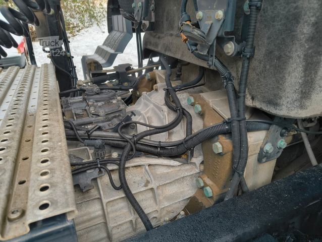 Standart çekici ünitesi MAN TGS 18.470 4x4 Blatt/Blatt-Manual-E6d-AP Achsen