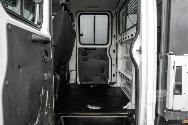 Furgon IVECO Daily 35S18D 375 | 3.0 180PK | Hiab 013 | 3.5T T