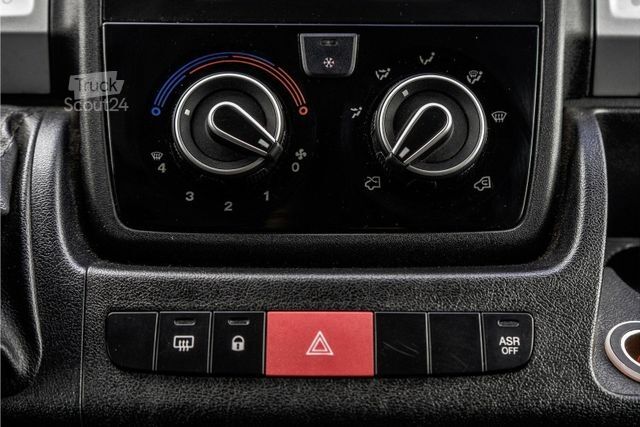 Furgão fechado FIAT Ducato **2.3 MultiJet | Bakwagen met Laadklep |