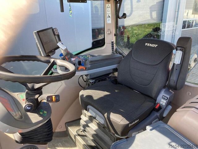 Traktor Fendt 724 Vario