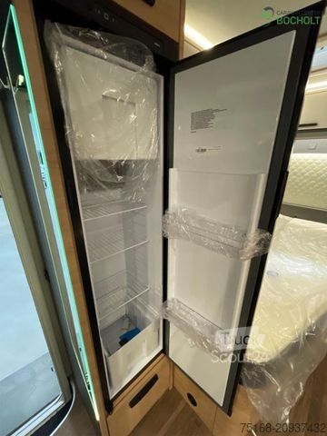 Autorulotă semi-integrată KNAUS L!VE WAVE 650 MF Platinum Selection Modell 2026