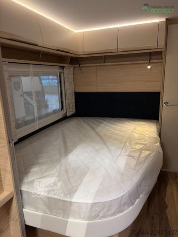 Rulotă FENDT Bianco Activ 550 SD Modell 2026 / 2000 kg / Pine