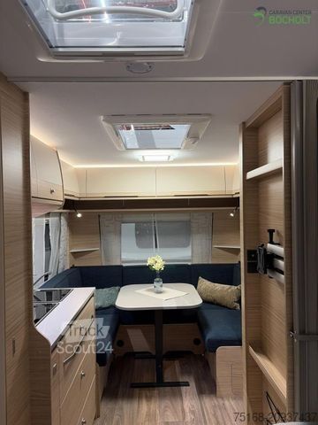 Rulotă FENDT Bianco Activ 550 SD Modell 2026 / 2000 kg / Pine