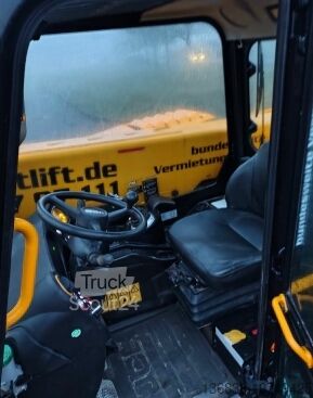 Teleszkópos kezelő JCB 525-60