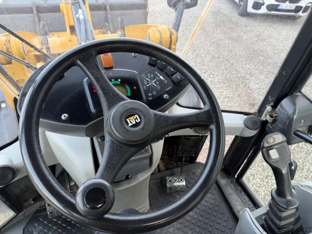 Încărcător pe roți CATERPILLAR 906H