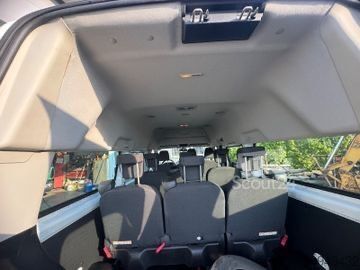 Μίνι λεωφορείο FORD CUSTOM