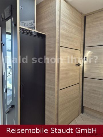 Autorulotă semi-integrată CHALLENGER 317 Graphite