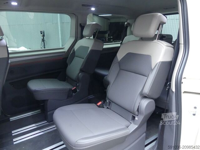 Minibus Volkswagen T7 Multivan 2.0 TDI Life lang TAXI 7SITZE/STHZ/AHK/LED