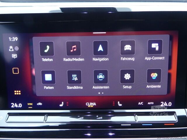 Minibus Volkswagen T7 Multivan 2.0 TDI Life lang TAXI 7SITZE/STHZ/AHK/LED